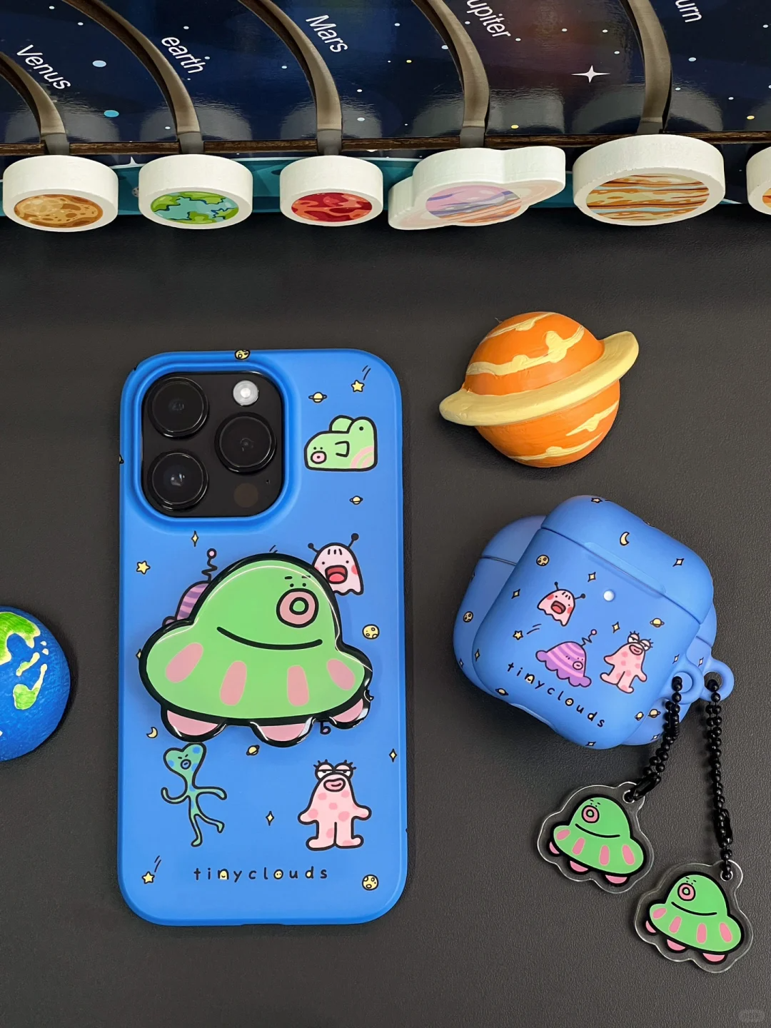 Alien Printed Funny Phone Case | iPhone Accessories Alien Printed Funny Phone Case | iPhone Accessories