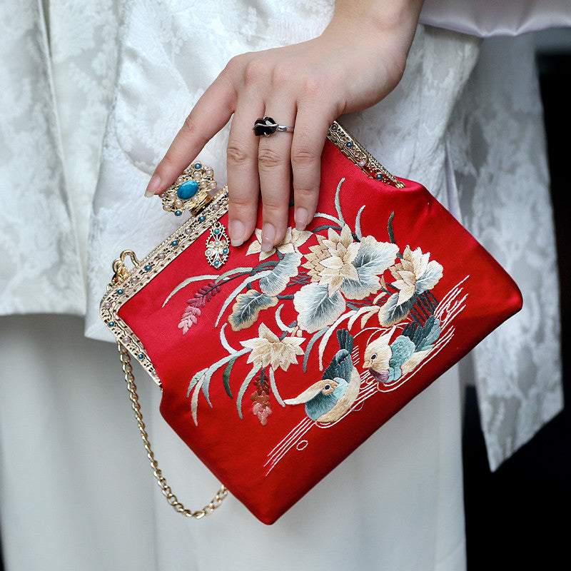 [Chinoiserie] Mandarin Duck Embroidery Frame Clutch Bag