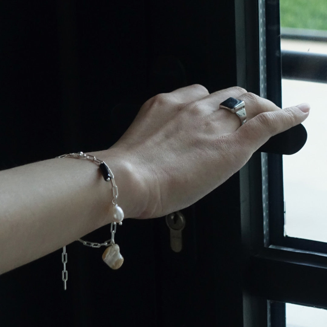 「Chinoiserie」Natural Black Agate Pearl Bracelet