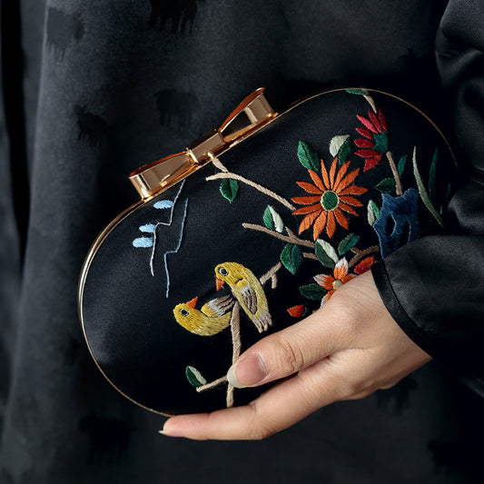 [Chinoiserie] Retro Embroidery Clutch Bag