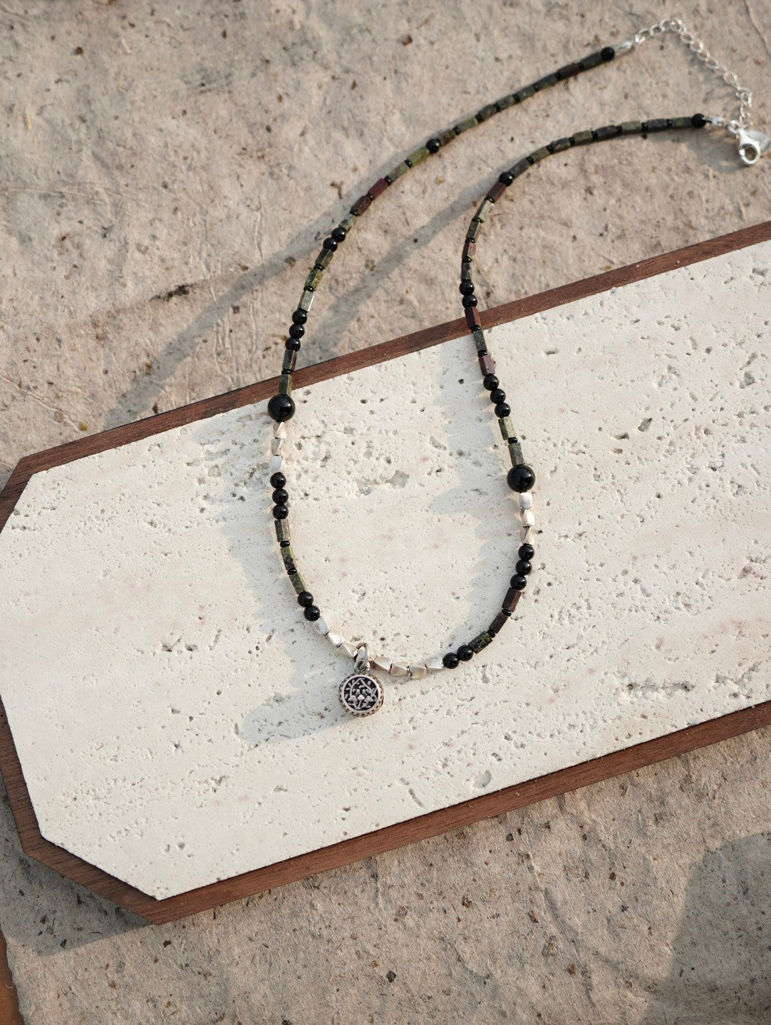 「Chinoiserie」Silver Flower Drum Pendant Beaded Necklace