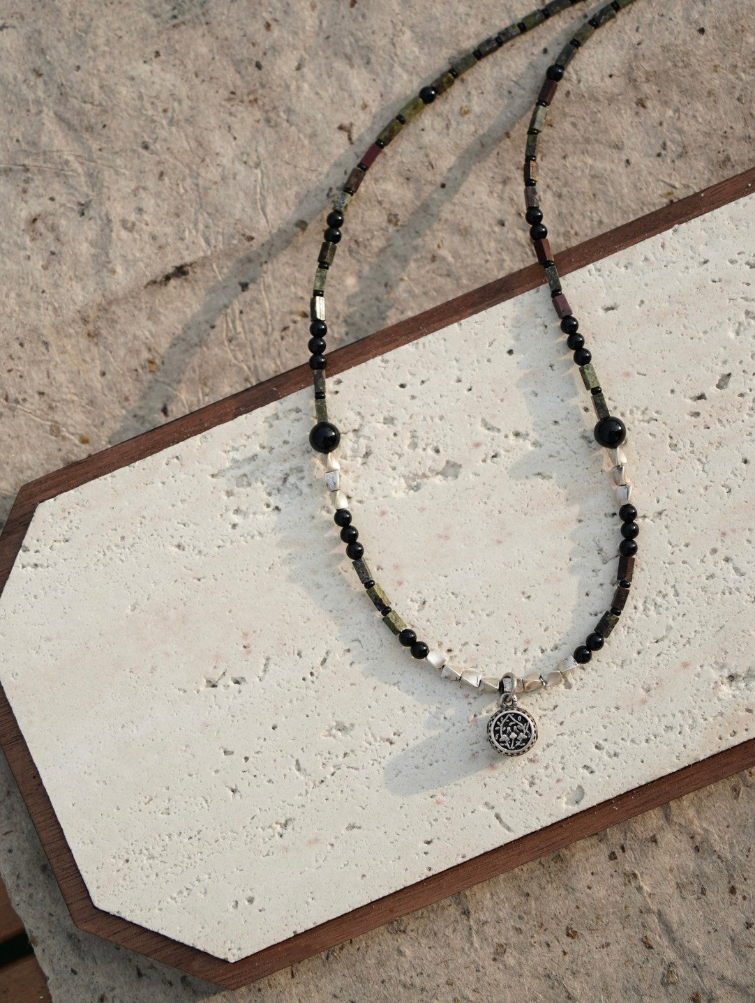 「Chinoiserie」Silver Flower Drum Pendant Beaded Necklace