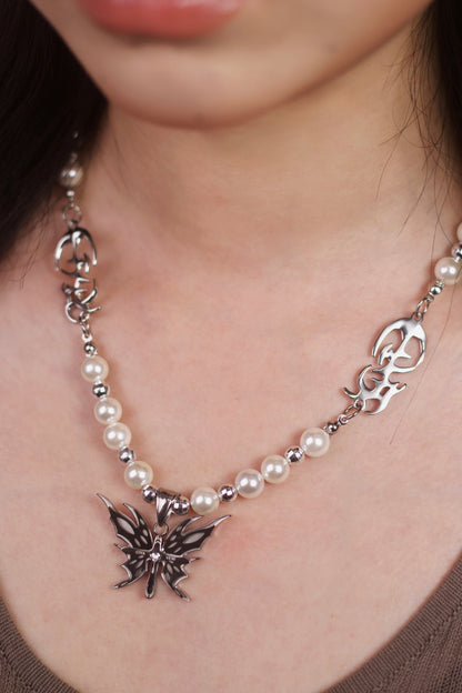 Dreamcore Butterfly Pendant Pearl Necklace