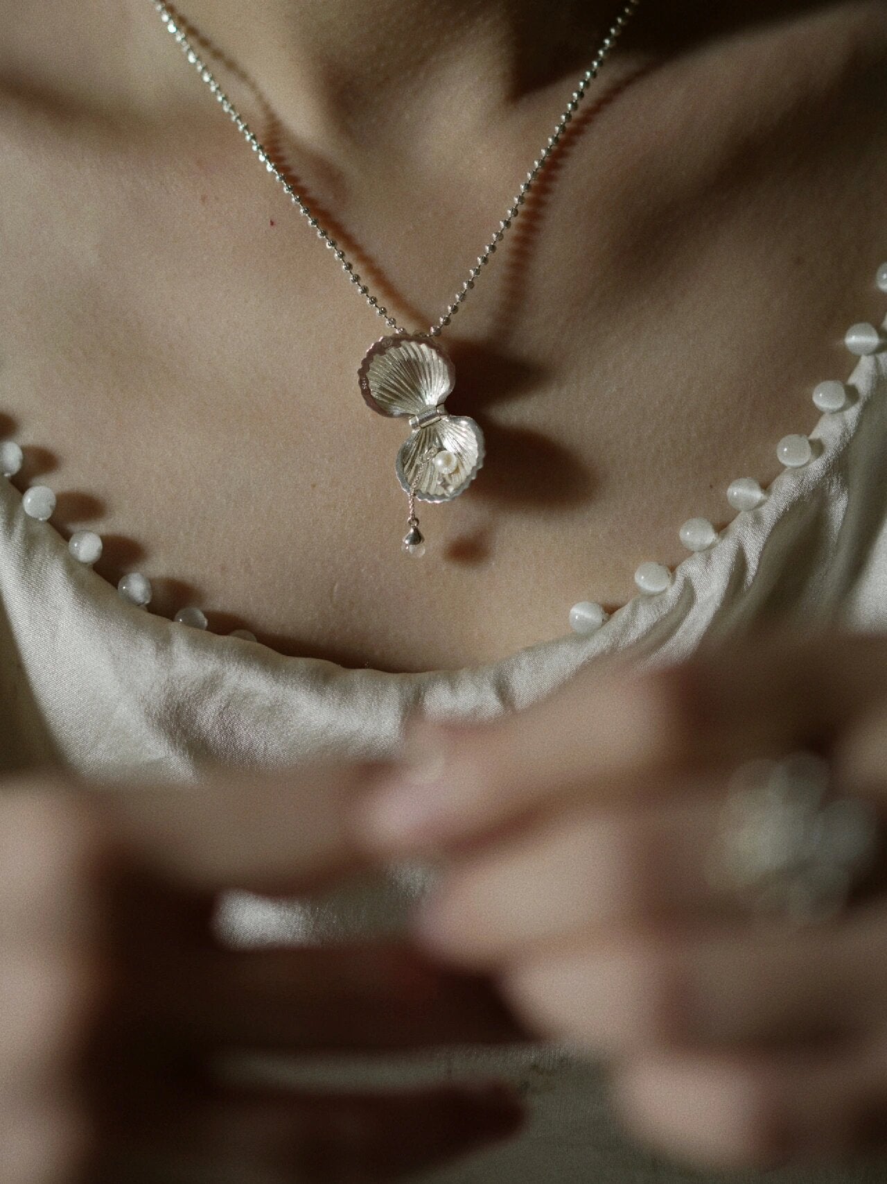 Shell Pearl Crystal Necklace