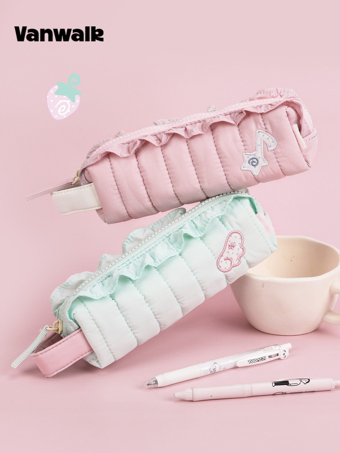 Ruffle Handle Pencil Case