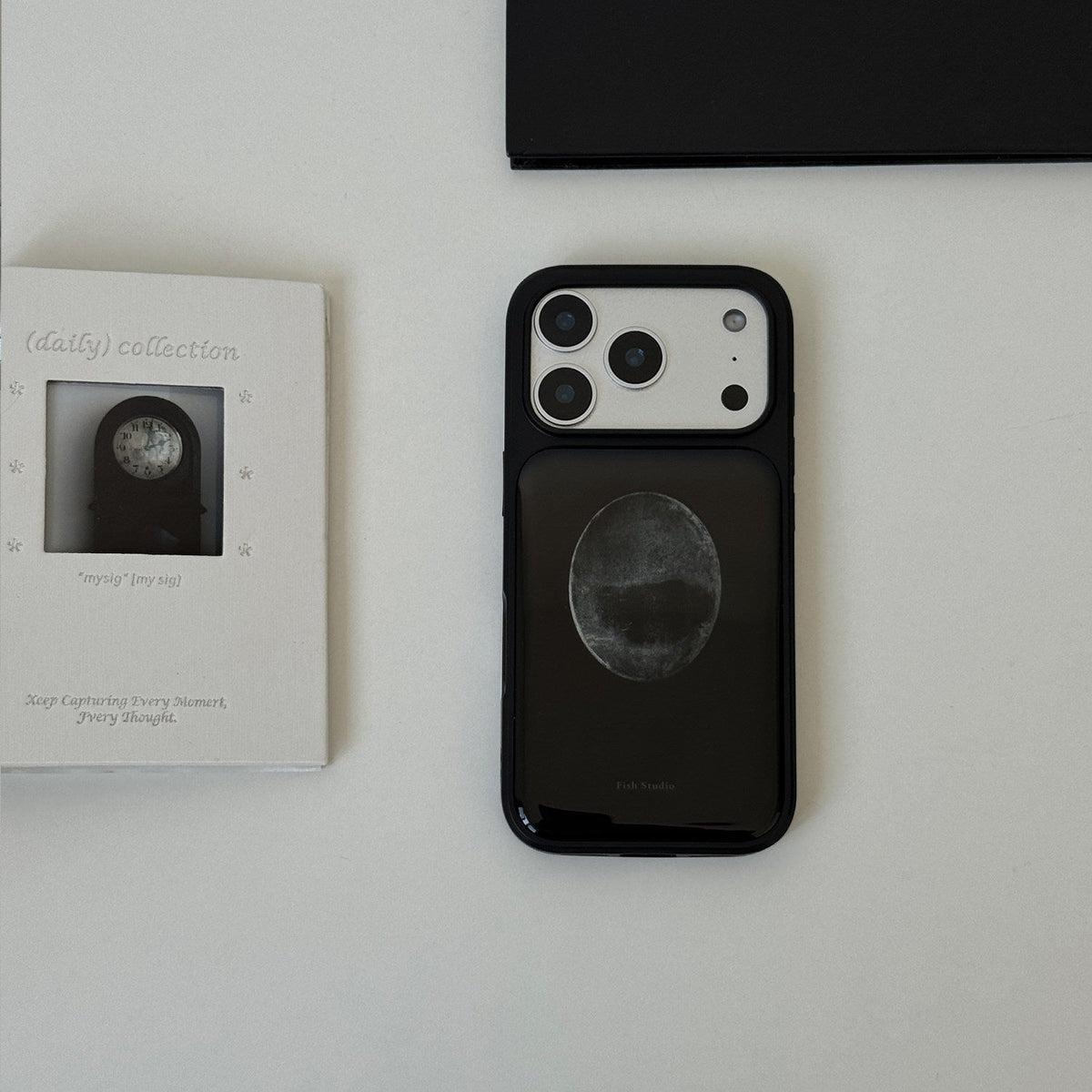 Dark Planet Resin Phone Case-FI020R | Resin Epoxy Phone Case | Three Fleas