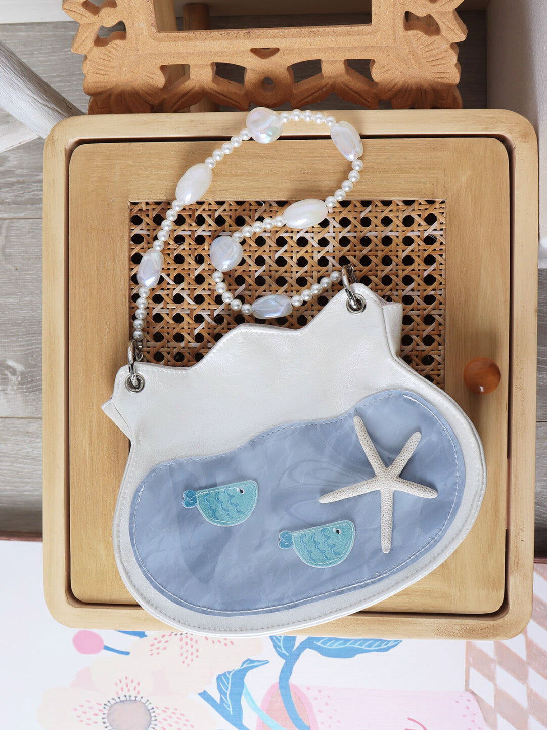 Cute Fishbowl Beaded Shoulder Bag | Bag | Three Fleas