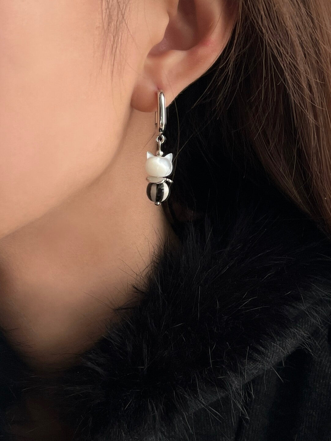 Kitten Waiter Earrings