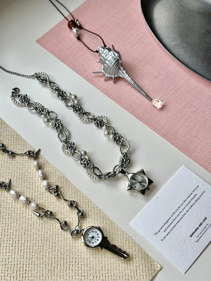 Retro Twinkle Stars Baroque Pearl Necklace