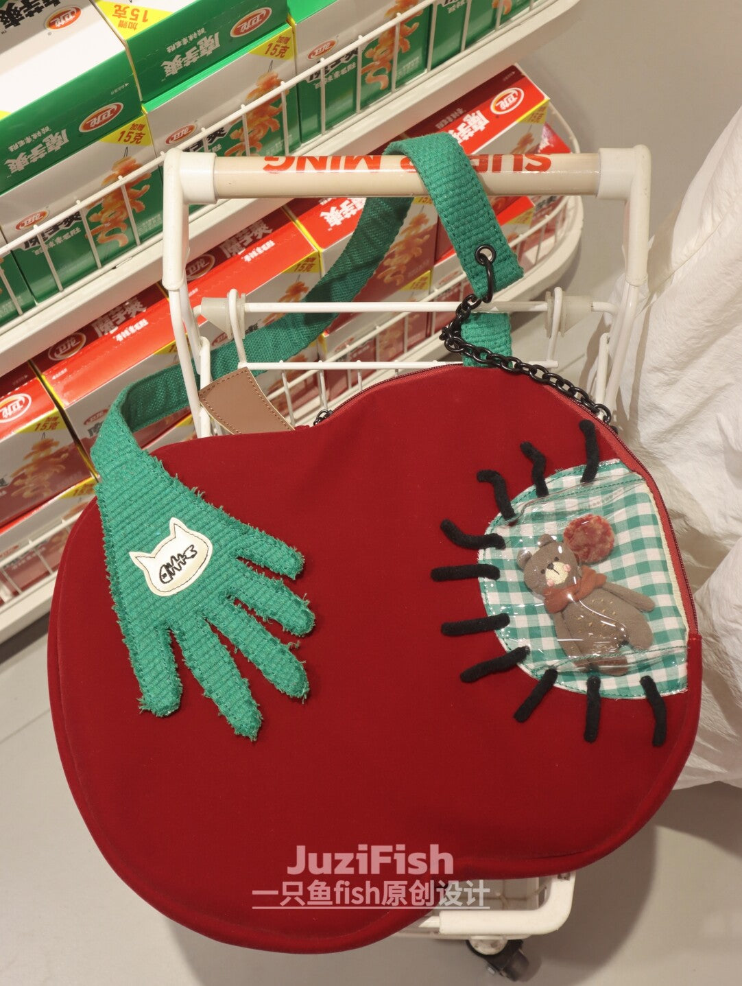 Green Hand Apple Ita Bag