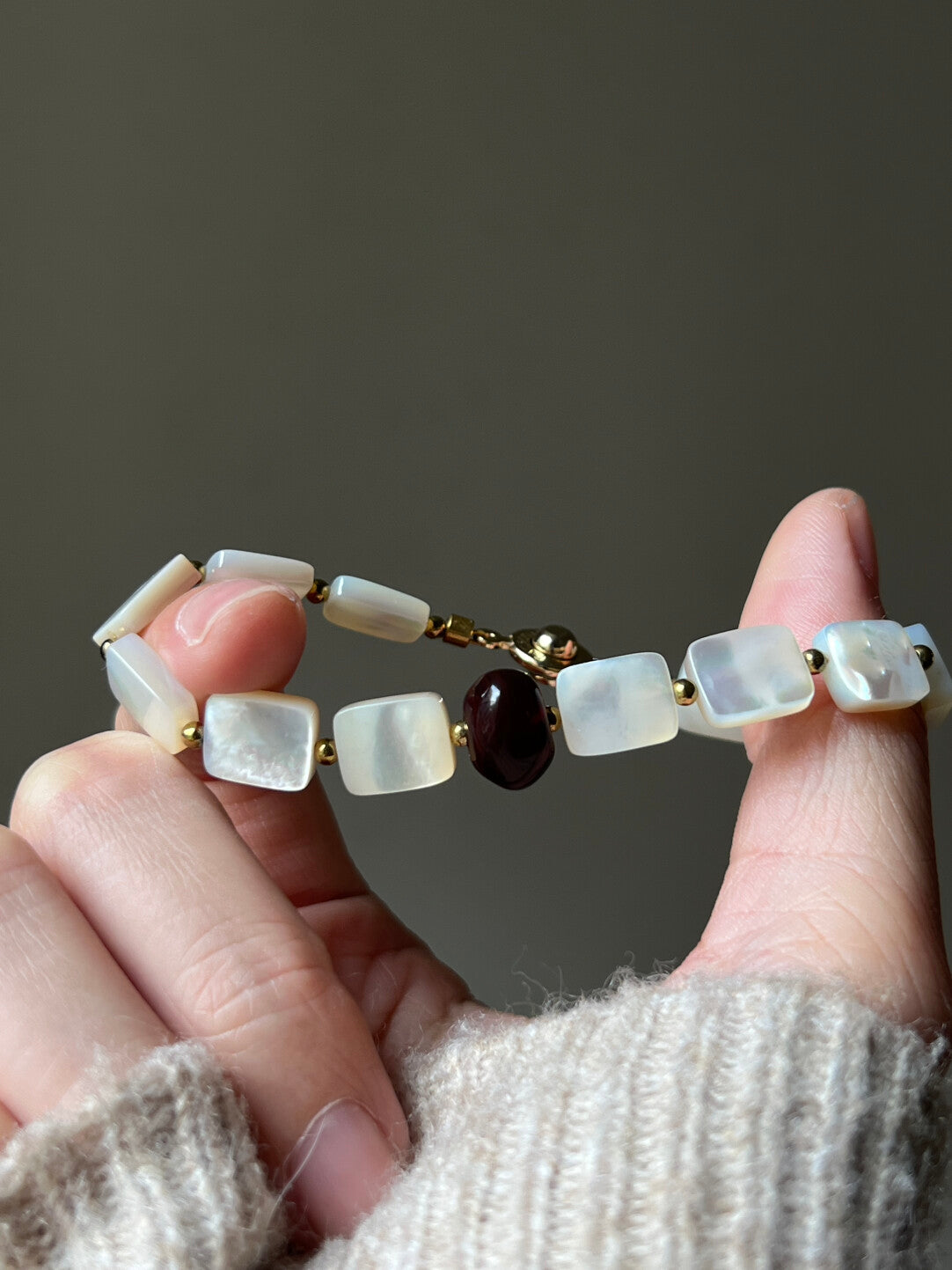 Natural White Shell Beaded Bracelet