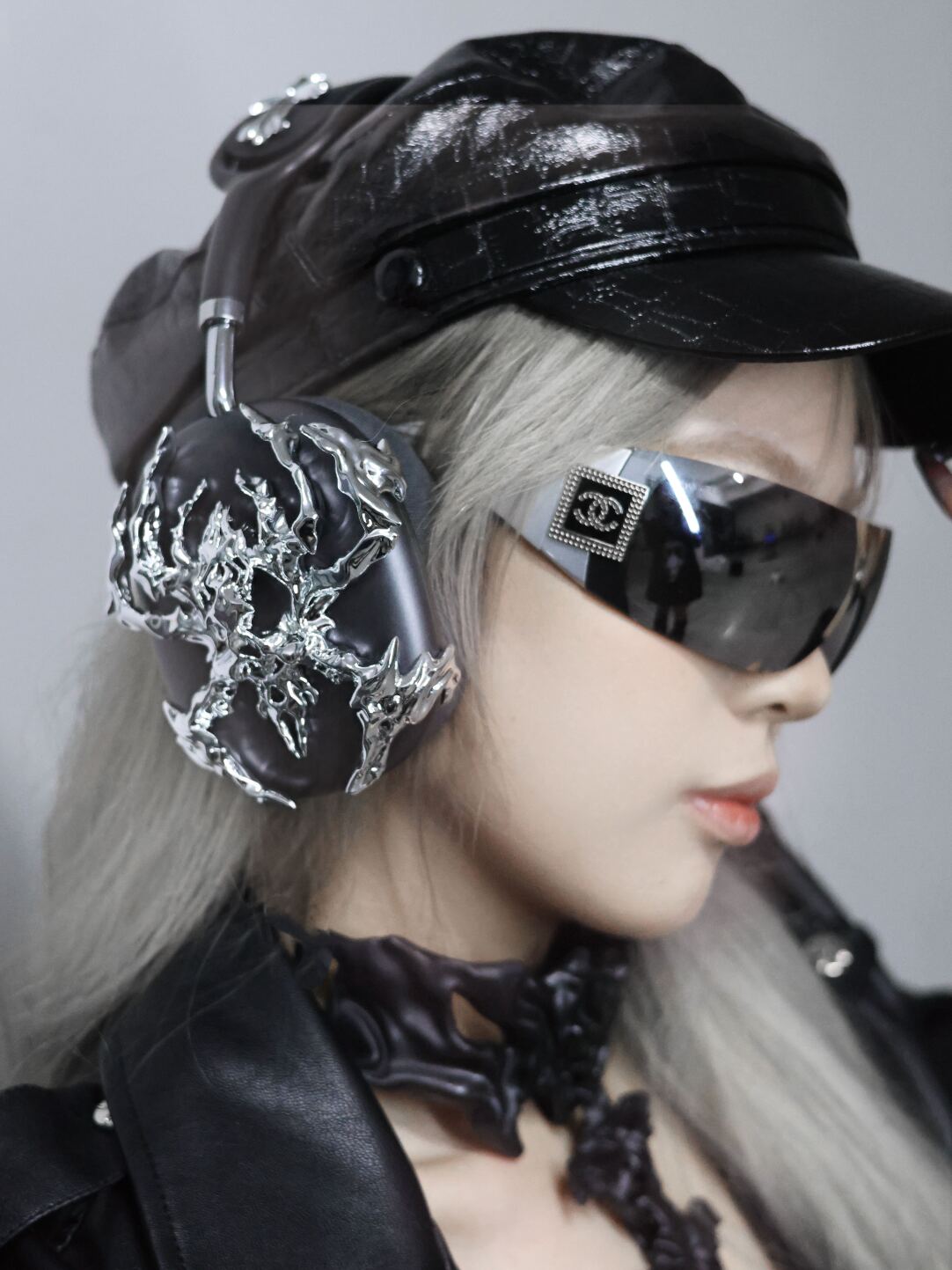 3D Printed Silver Bone Spider AirPods Max Case