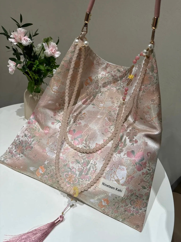 [Chinoiserie] Pink Cute Cat Beaded Tassel Silk Bag