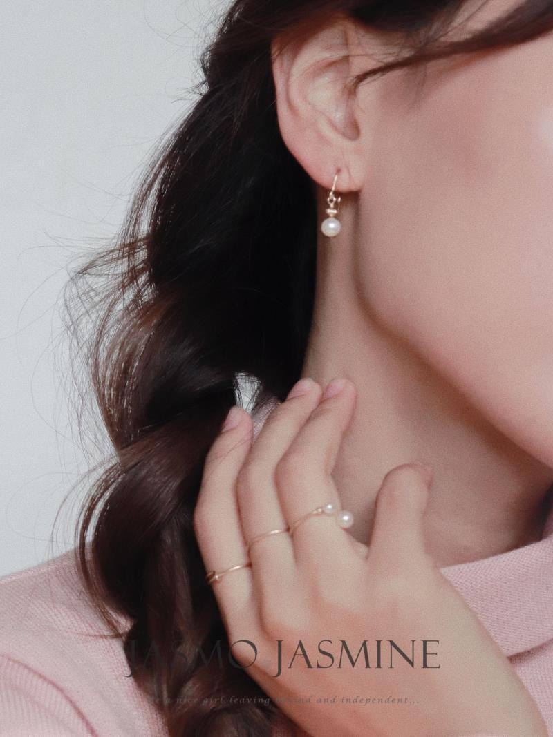 6-7mm White Freshwater Pearl Dangle Earrings