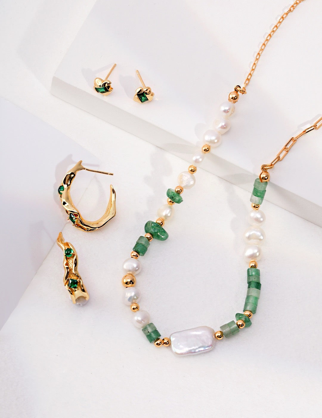 6.0-10.0mm Baroque Pearl Jade Crystal Beaded Necklace