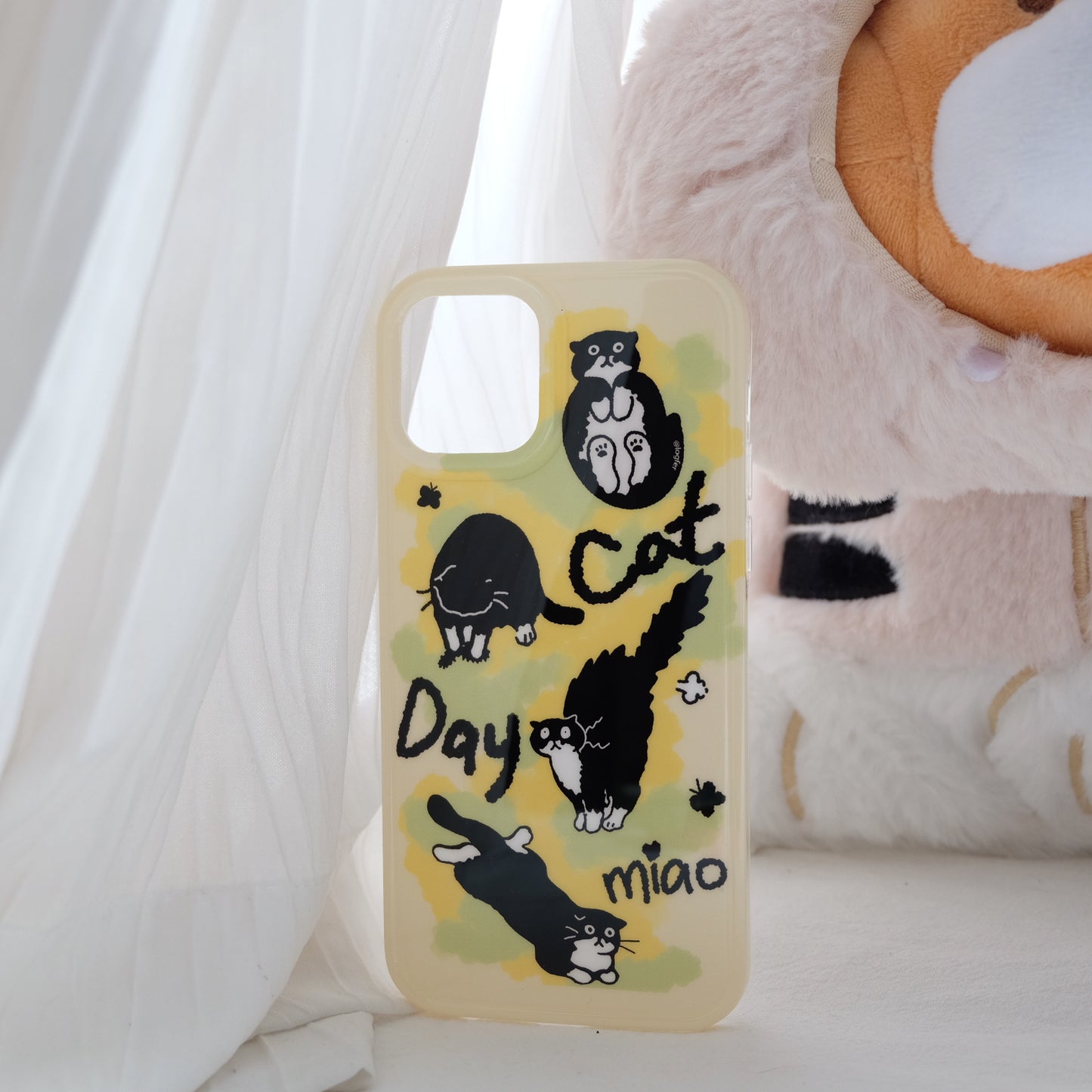 Cat day phone case