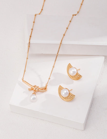7.0-8.0mm Freshwater Pearl Knot Necklace