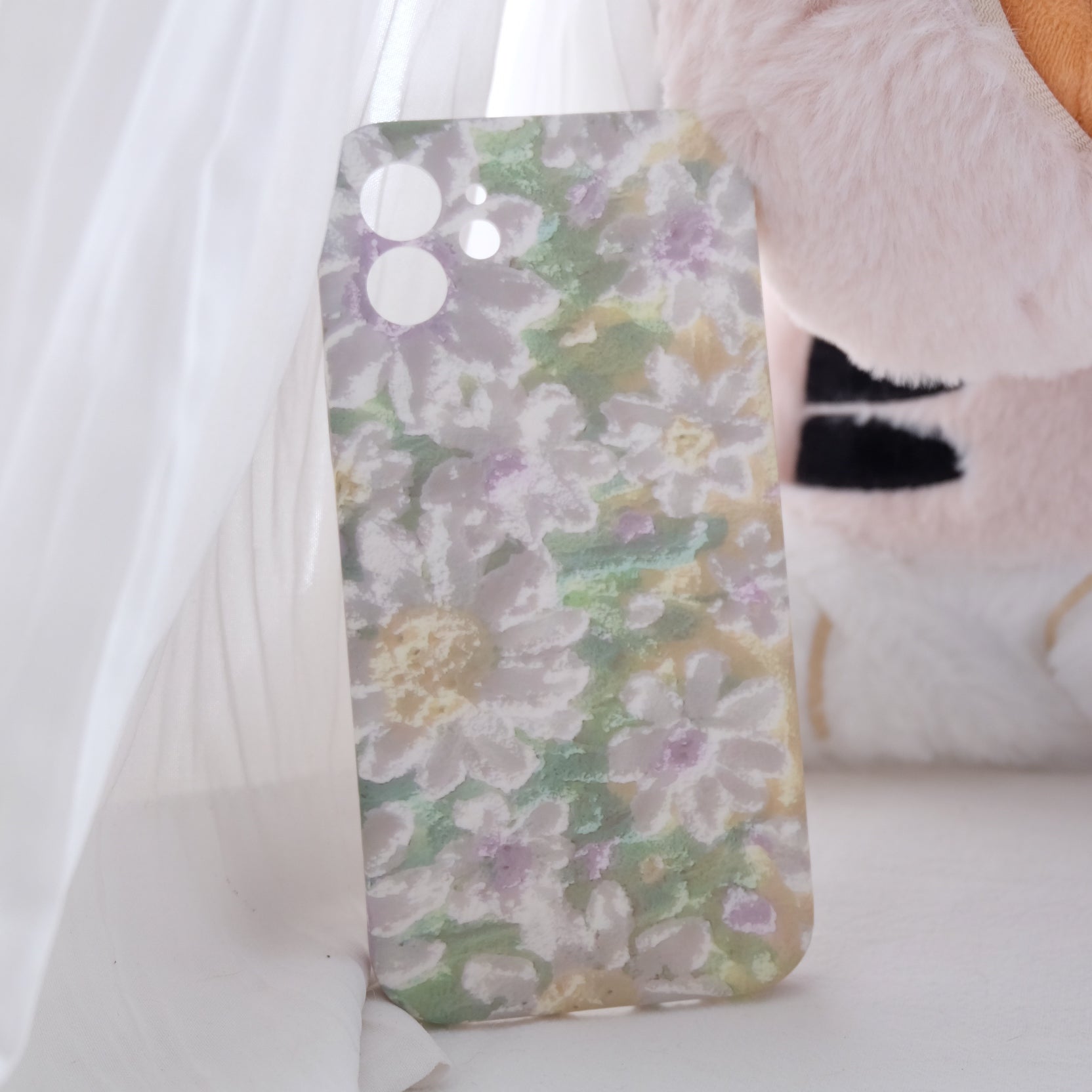 Floral pattern aesthetic phone case | phone accessories | Three Fleas