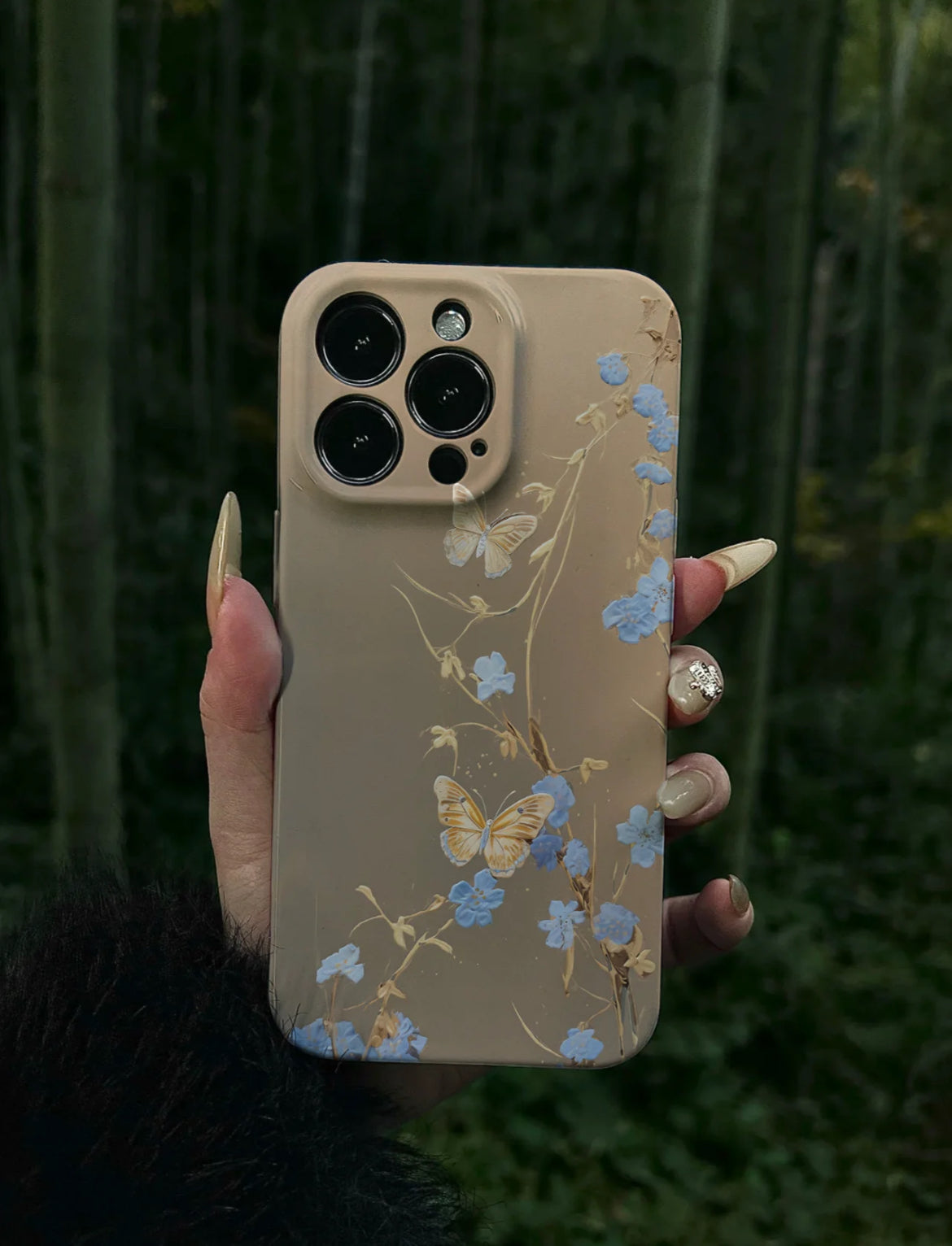「Chinoiserie」Butterfly with Flowers Printed Phone Case