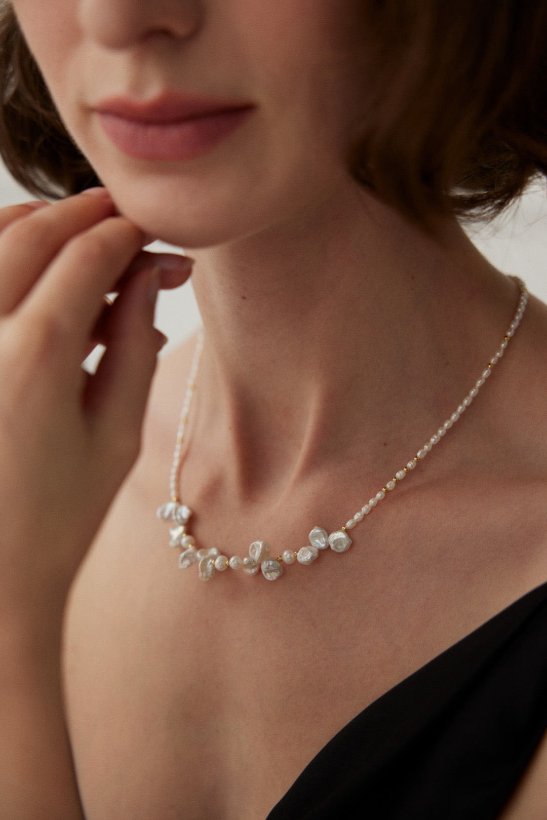 8.0-10.0mm Baroque Pearl Flower Beaded Necklace