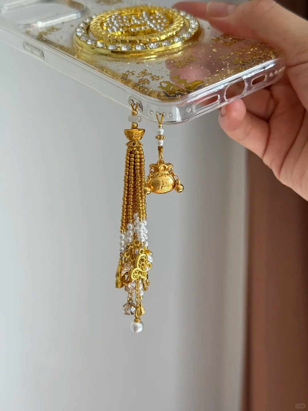 Fortune Beaded Tassel Pendant With Phone Case