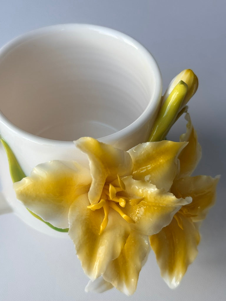 Yellow Lily Ceramic Cup