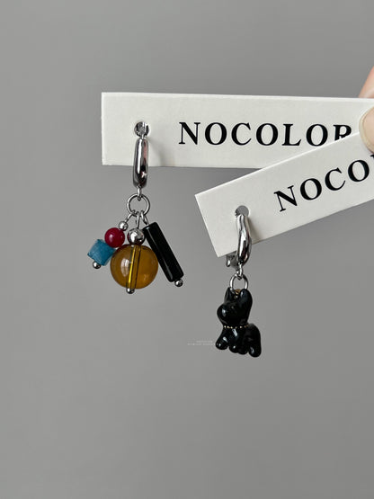 A Black Puppy Asymmetric Earrings
