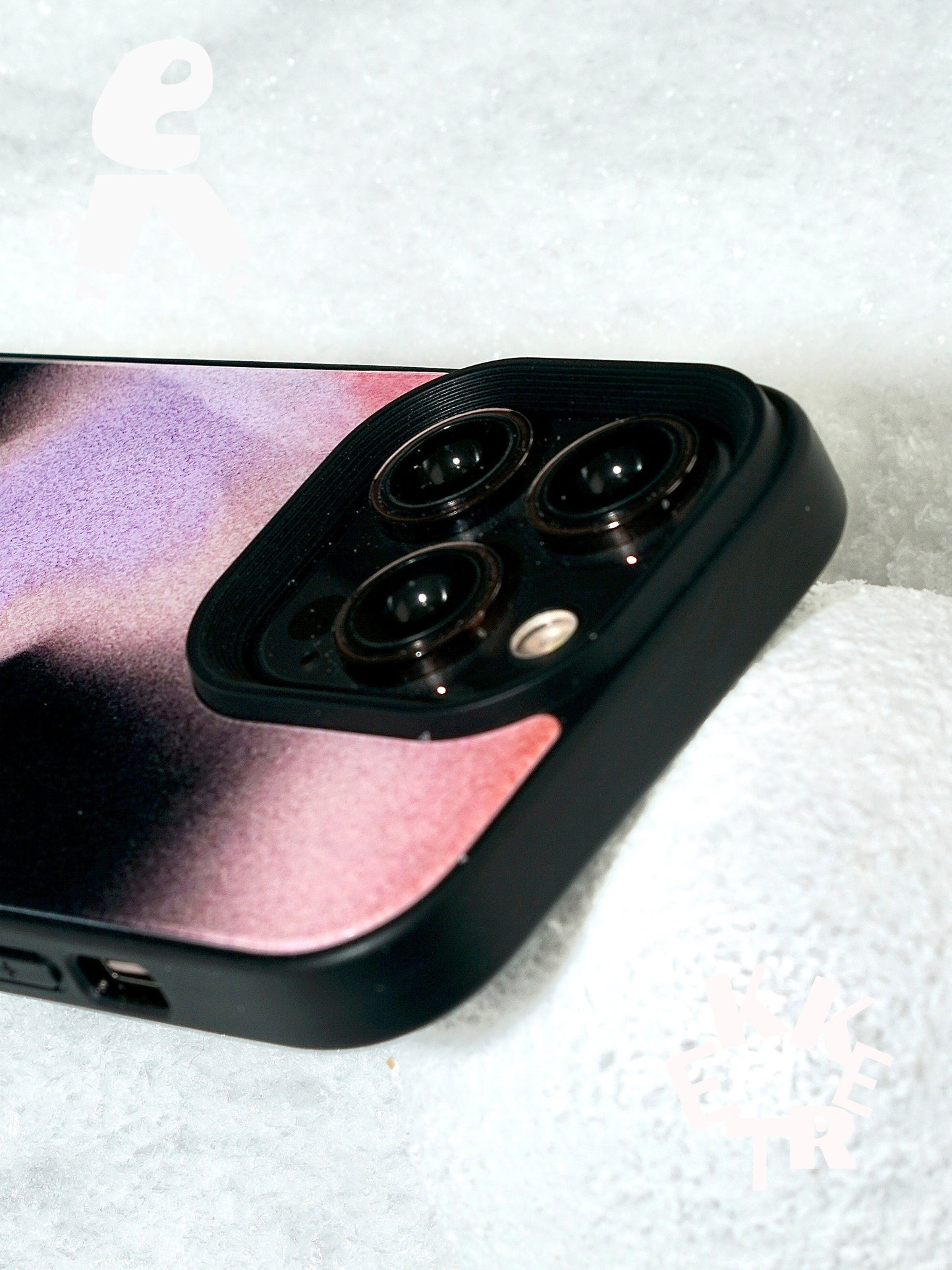 Vortex: Abstract Gradient Liquid Glass Case