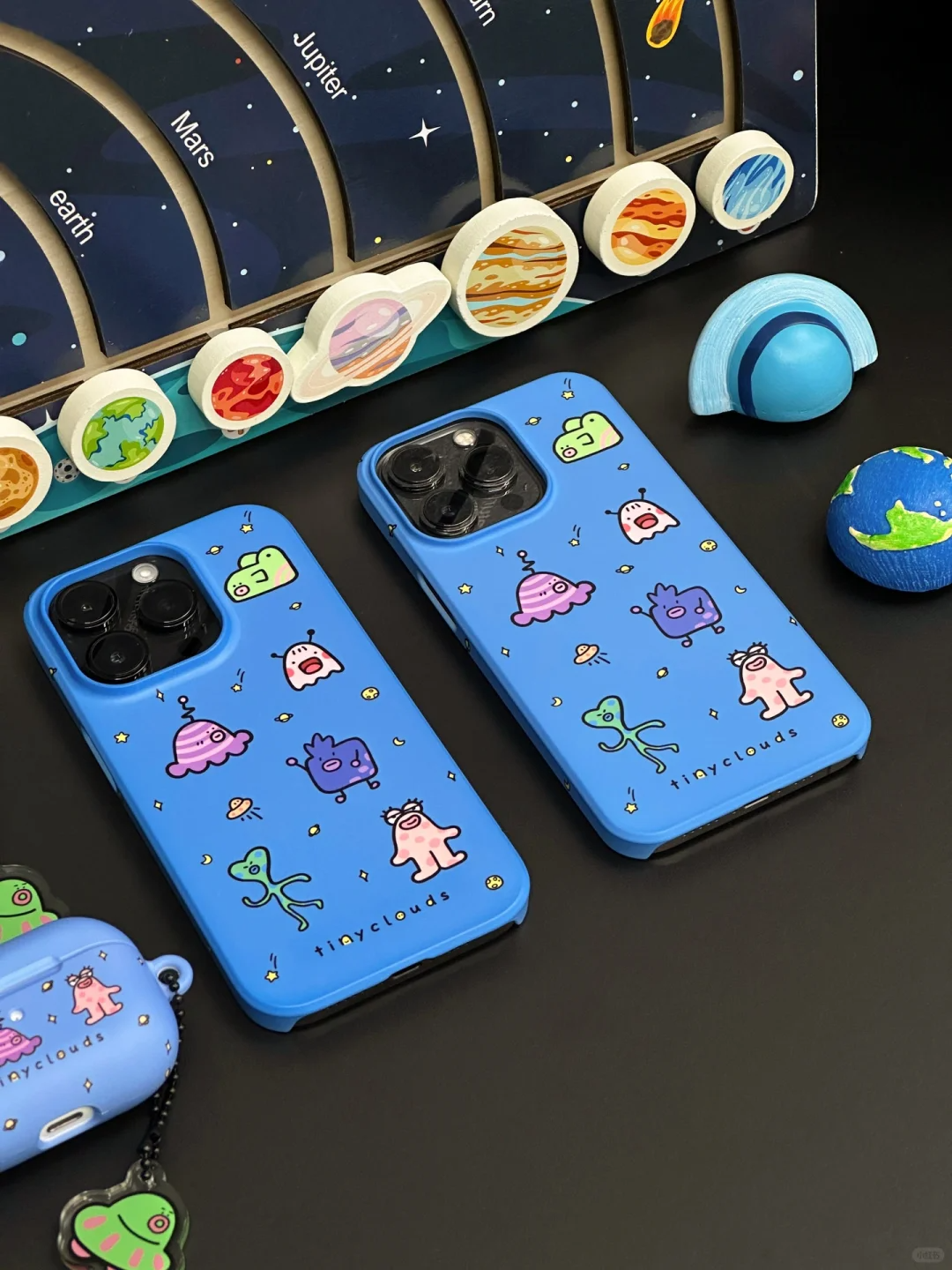 Alien Printed Funny Phone Case | iPhone Accessories Alien Printed Funny Phone Case | iPhone Accessories
