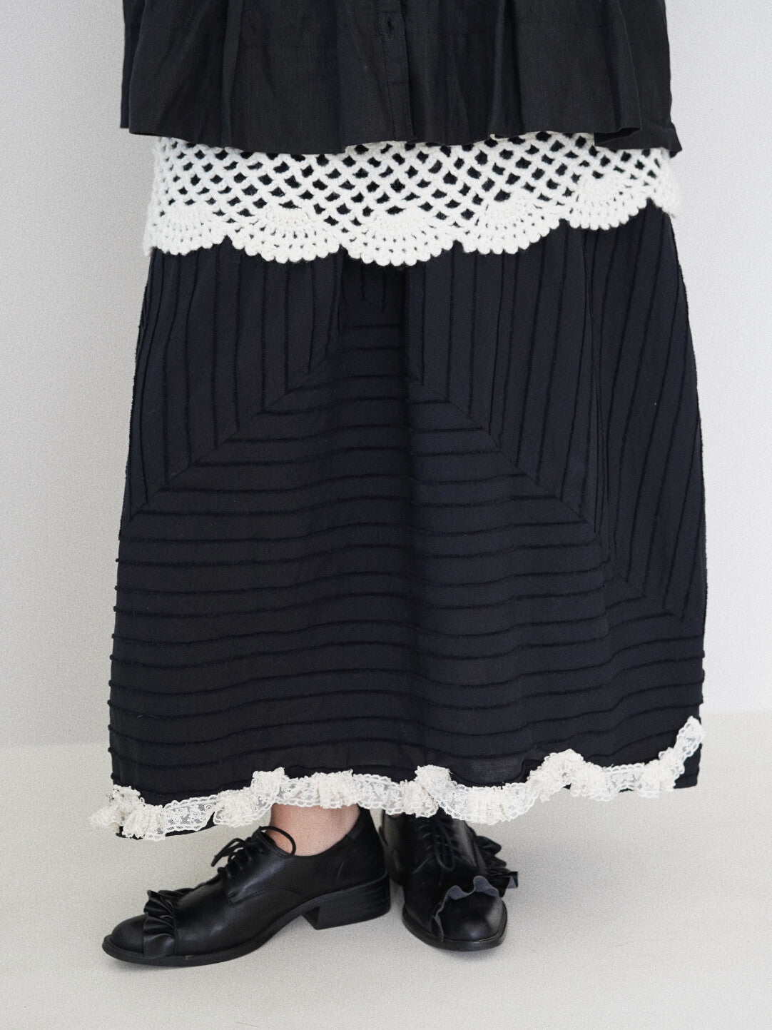 Artistic Irregular Textured Midi Skirt
