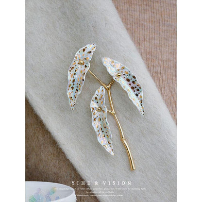 Begonia Ceramic Brooch