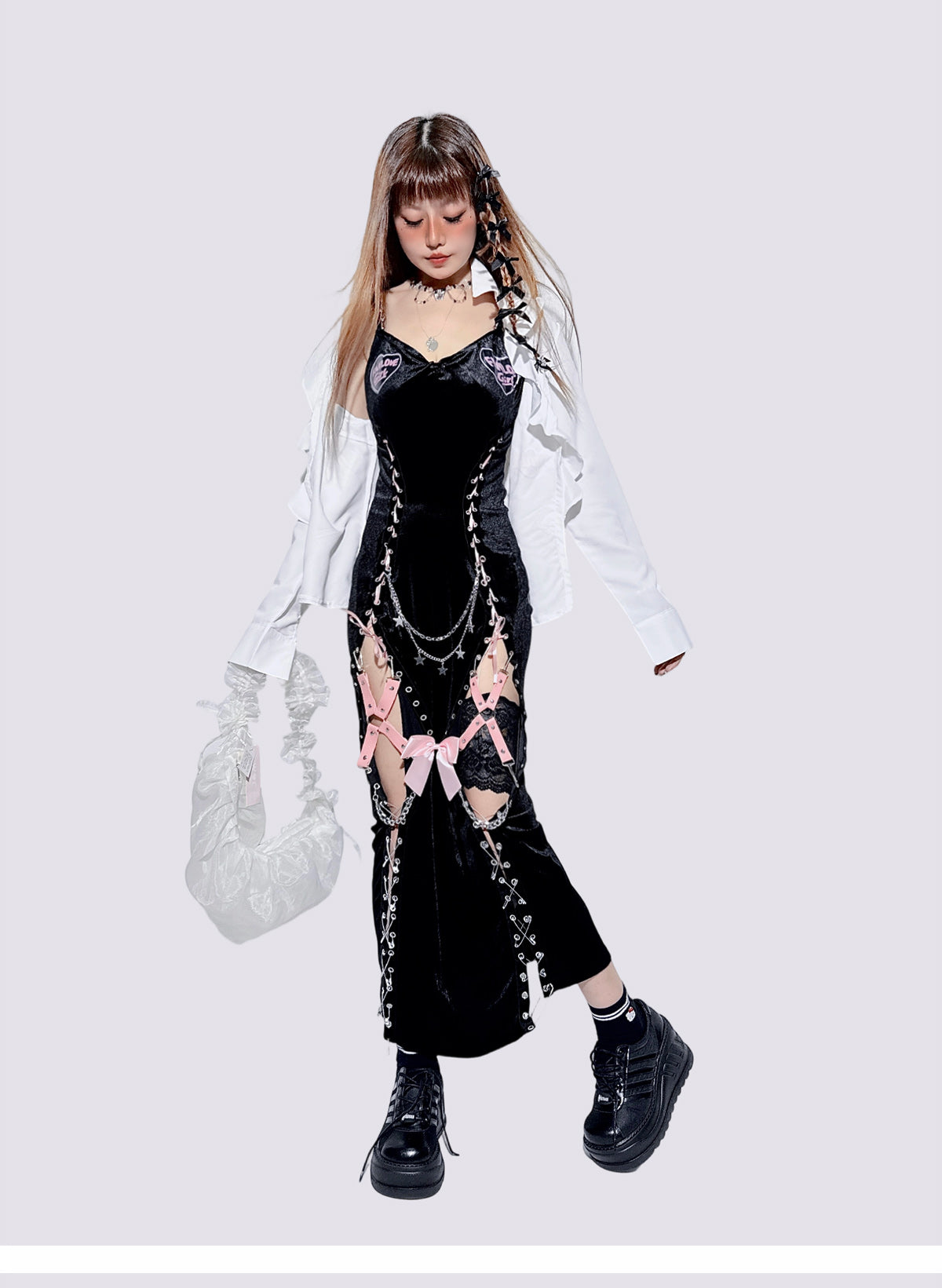 Black High-Slit Lace-Up Pin Design Dress