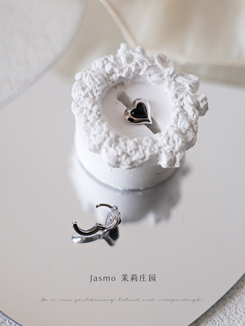 Black Onyx Heart Earrings