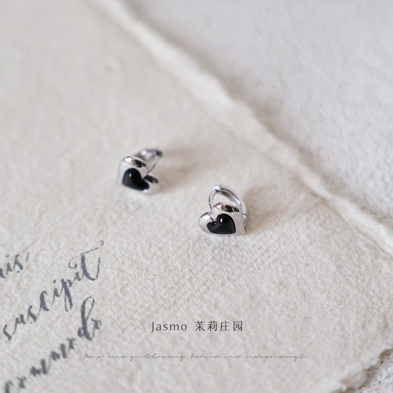 Black Onyx Heart Earrings