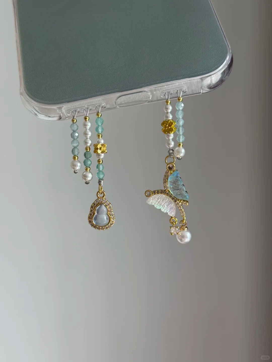 Blue Butterfly Beaded Pendant With Phone Case