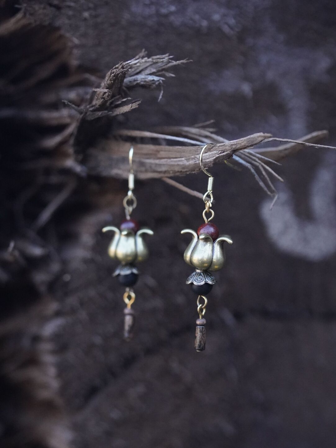 Blue and White Letter Antique Bronze Wooden Earrings