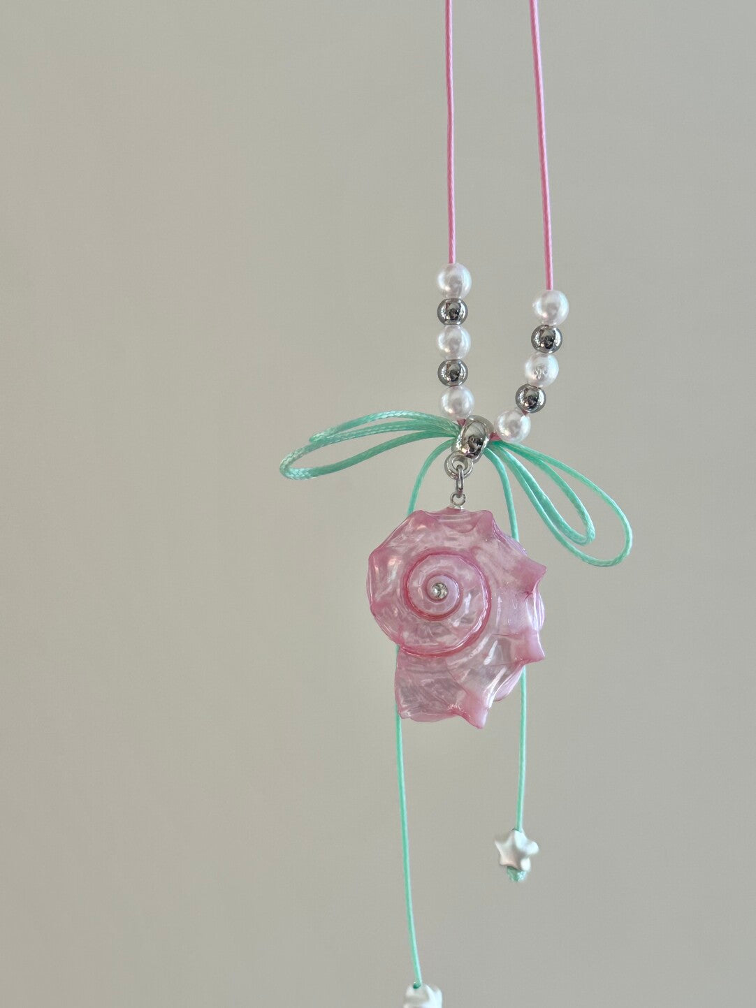 Bow-Tied Pink Mint Conch Necklace