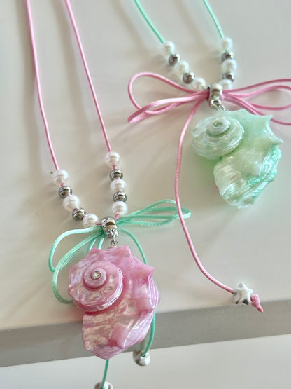 Bow-Tied Pink Mint Conch Necklace