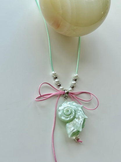 Bow-Tied Pink Mint Conch Necklace