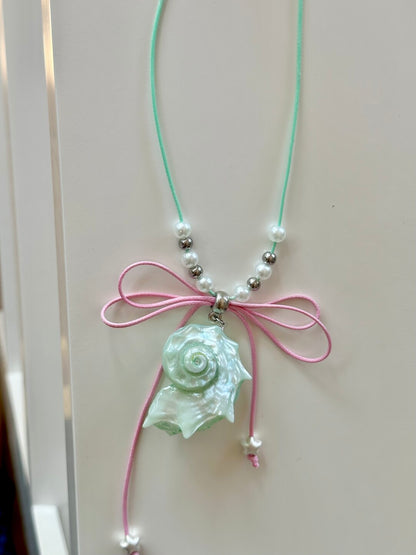 Bow-Tied Pink Mint Conch Necklace
