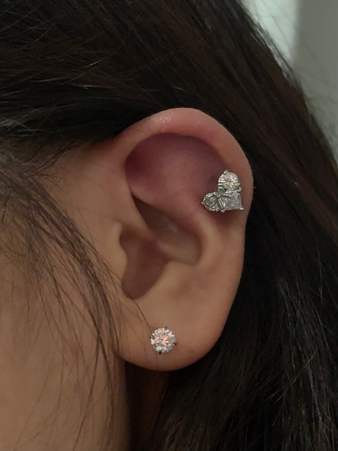 Bow Heart Threaded Screw Flat Black Earring | Earring | Three Fleas