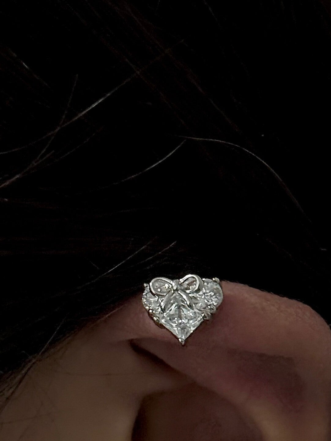 Bow Heart Threaded Screw Flat Black Earring | Earring | Three Fleas