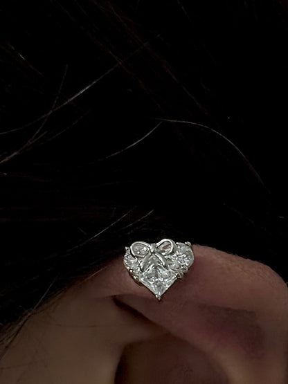 Bow Heart Threaded Screw Flat Black Earring | Earring | Three Fleas