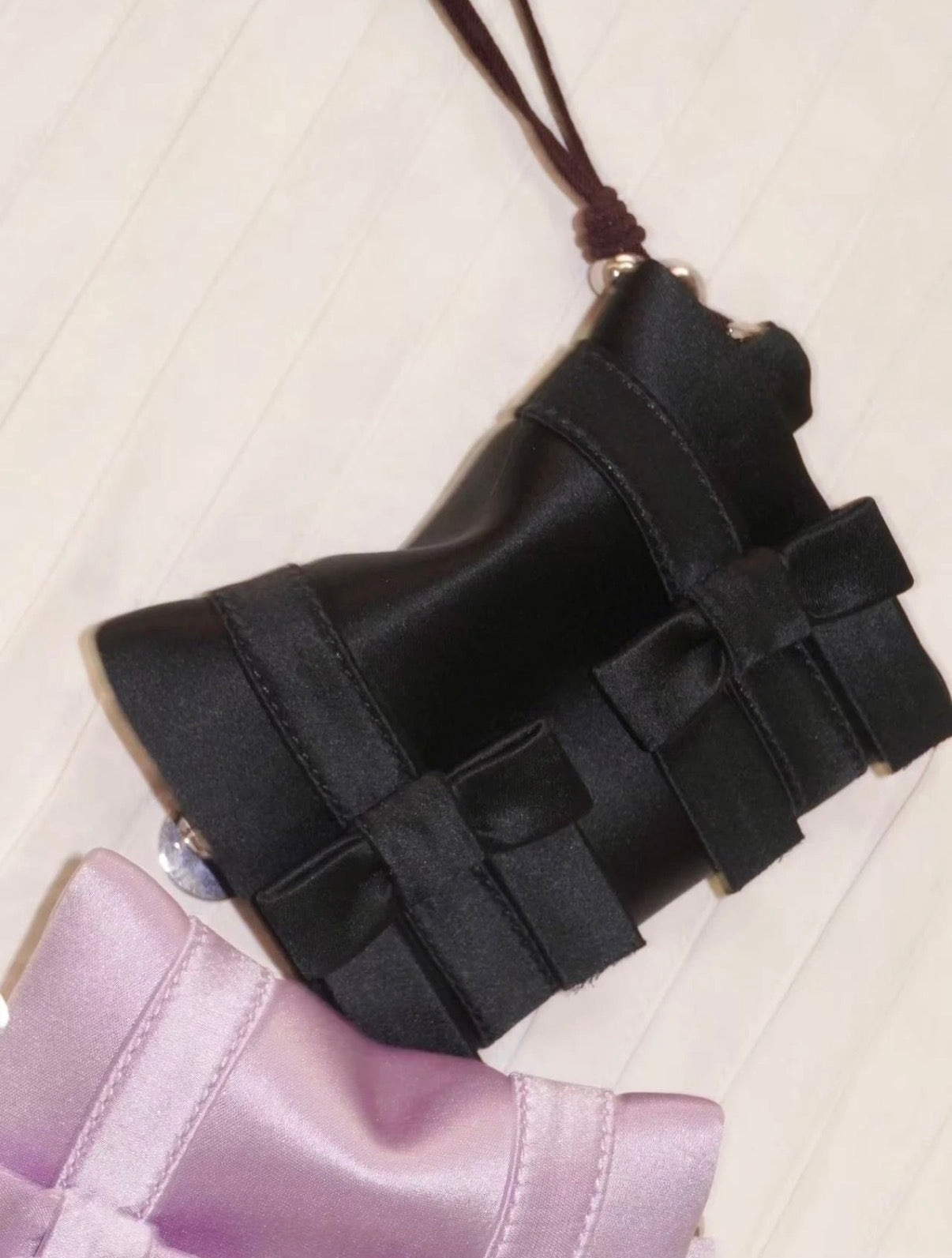 Bow Lanyard Mini Card Holder