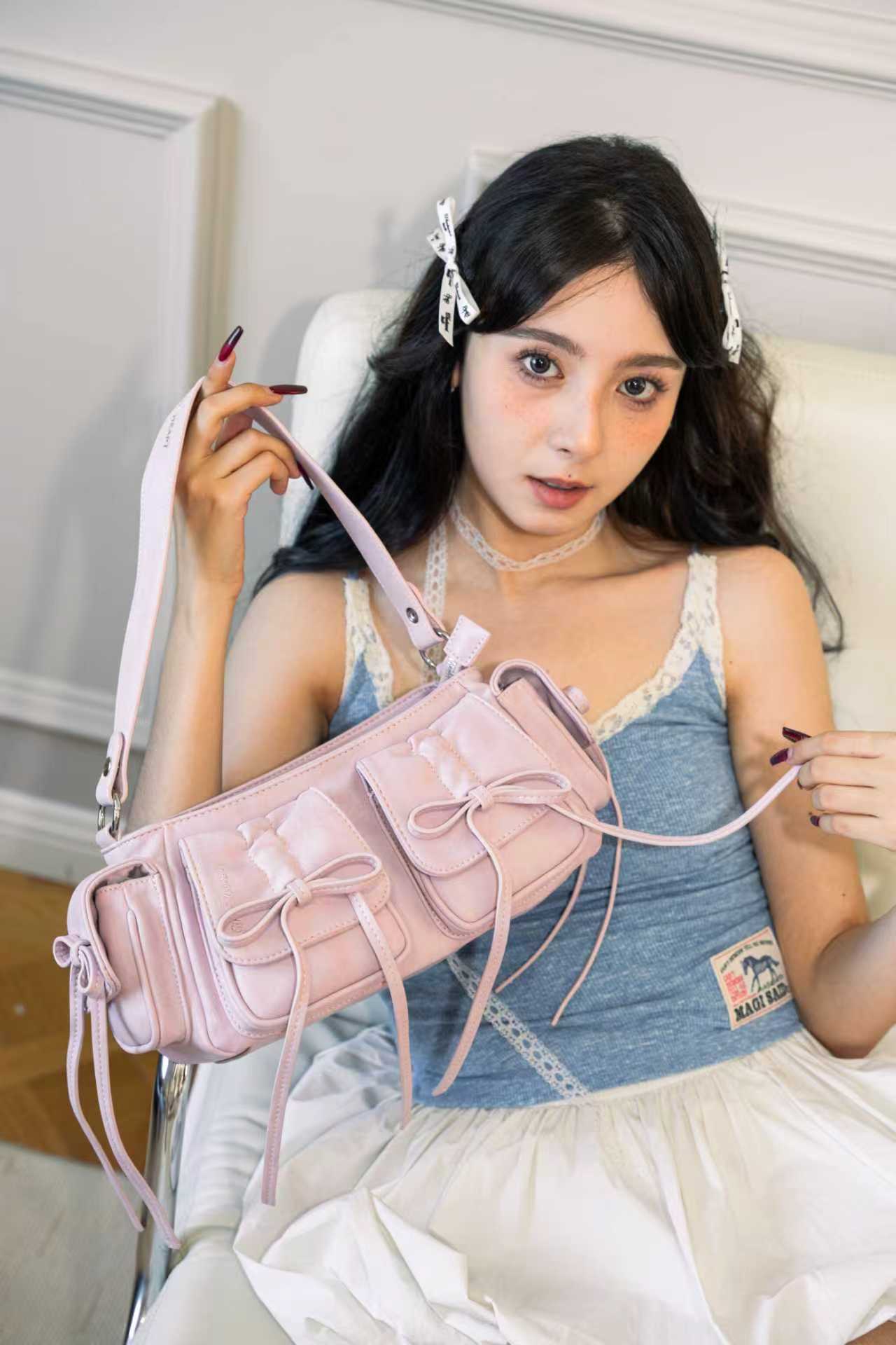 Bow Pockets Shoulder Bag | Bag | Three Fleas