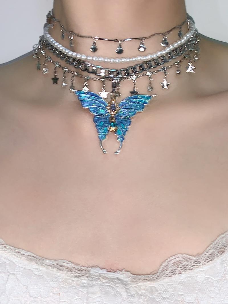 Butterfly Pendant Pearl Layered Choker Necklace