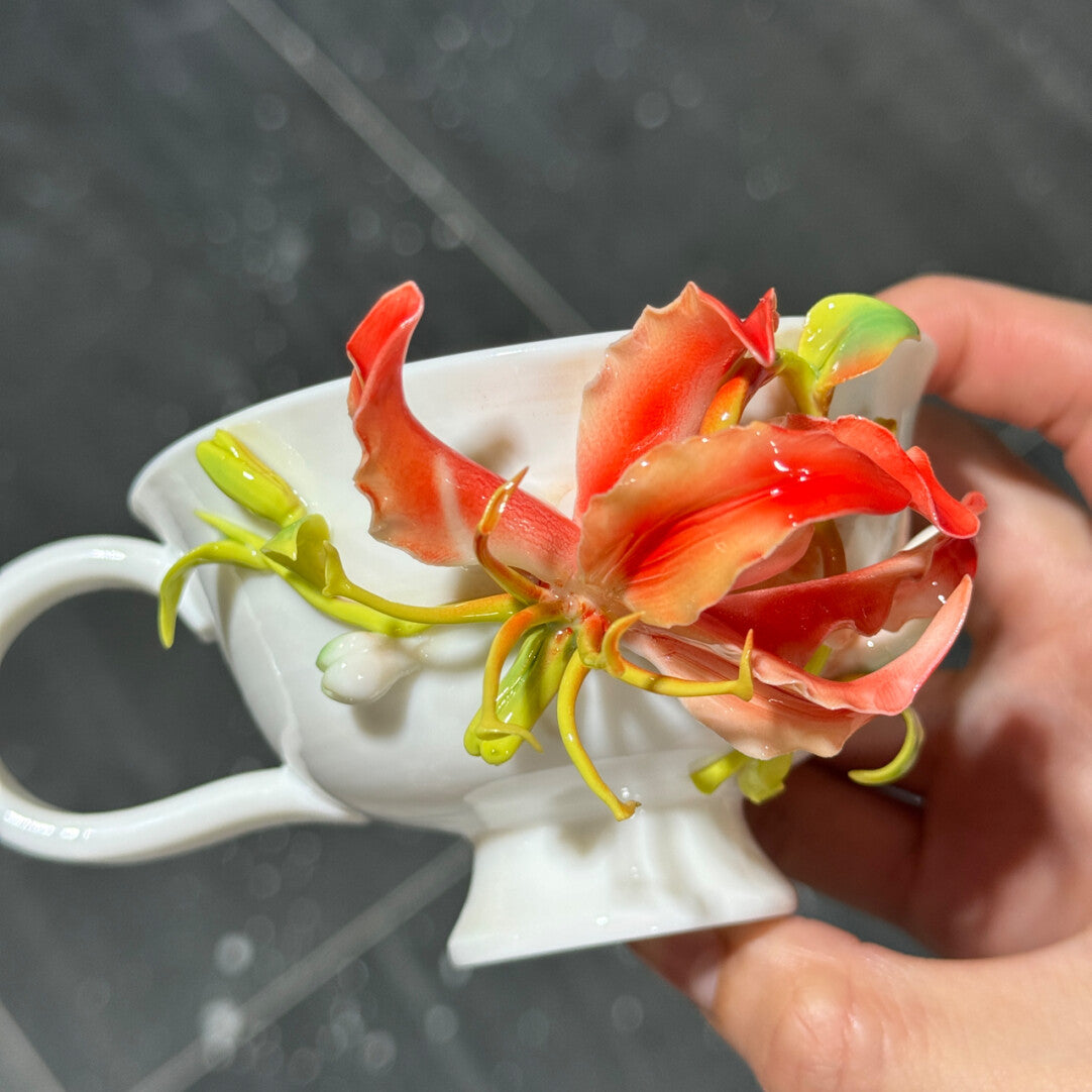 Calla Lily Sculpted Ceramic Vase