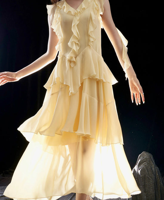 Lily Floral Ruffled Tiered Midi Dress main image 0