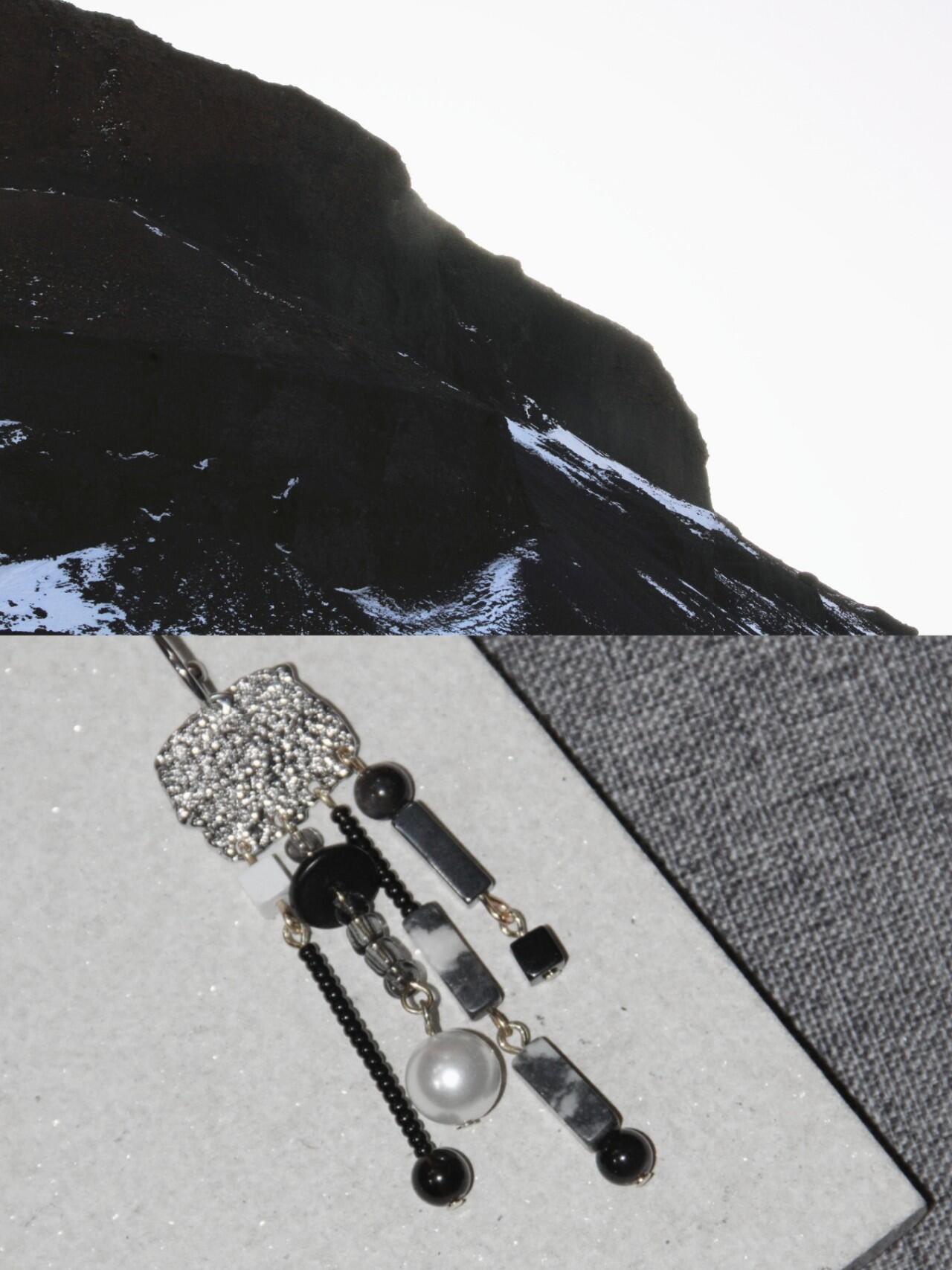 Chinoiserie Black & White Sweet Fairy Tassel Earrings