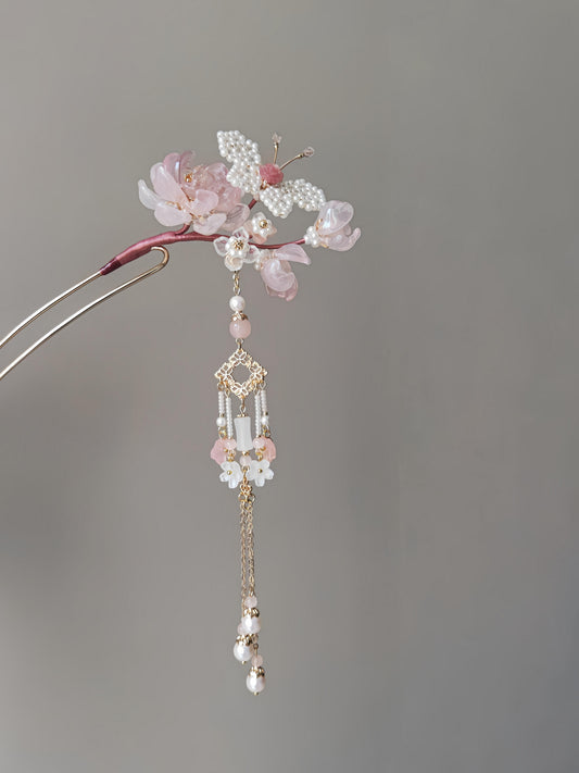 Chinoiserie Butterfly Floral Beaded Tassel Hairpin | Hairpin | Three Fleas